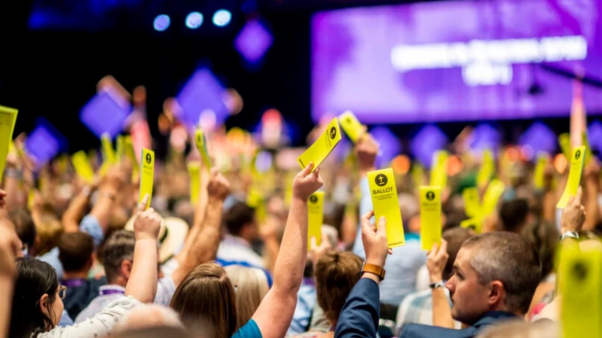 Votación en una reunión anual de la SBC.