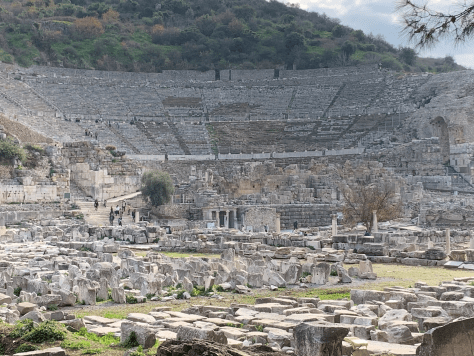 Ruinas de un teatro en Éfeso.